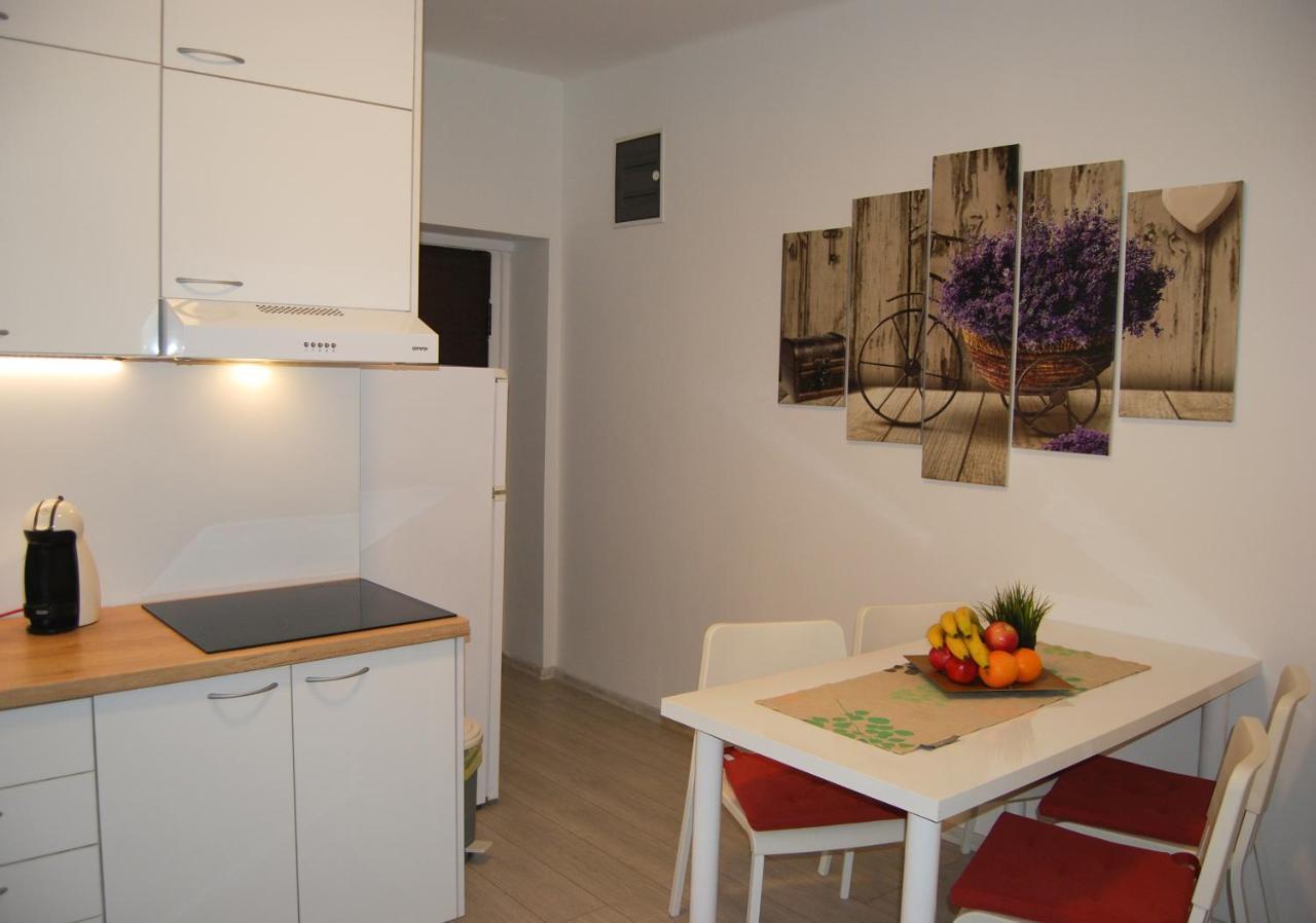 Apartment Natalie เบลเกรด ภายนอก รูปภาพ