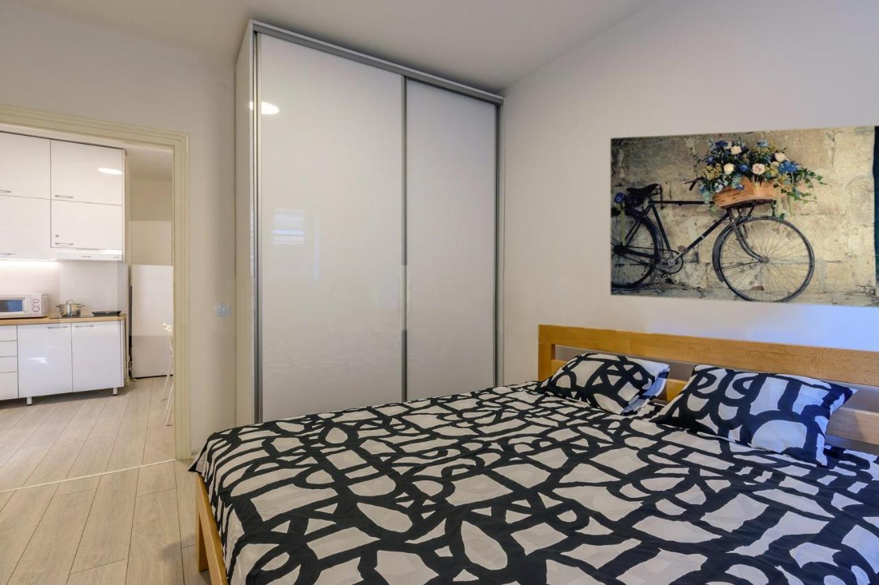 Apartment Natalie เบลเกรด ภายนอก รูปภาพ
