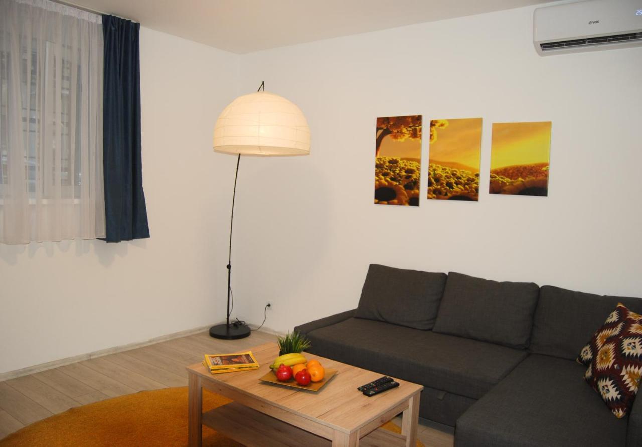 Apartment Natalie เบลเกรด ภายนอก รูปภาพ